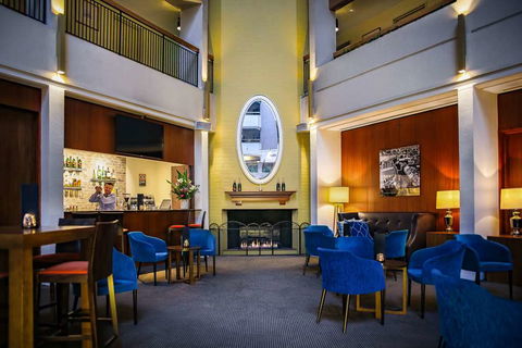 Rydges Sydney Harbour - Whitsundays Accommodation 10