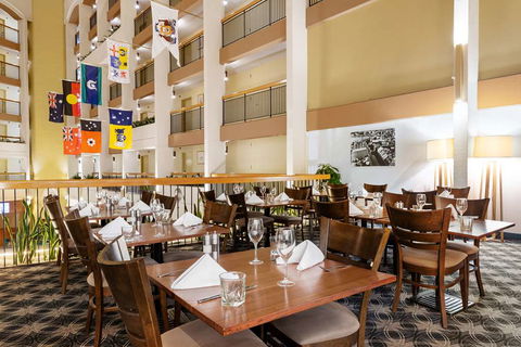 Rydges Sydney Harbour - Whitsundays Accommodation 11