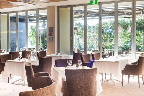 Ramada Hotel & Suites Sydney Cabramatta - Whitsundays Accommodation 12