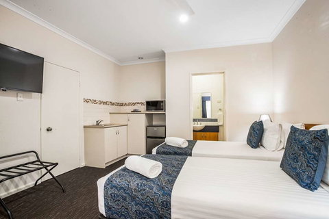 Karratha Central Apartments - Whitsundays Accommodation 4