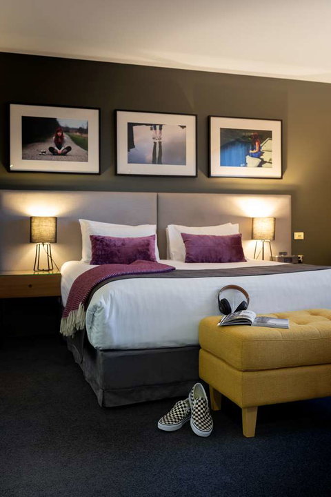 East Hotel - Whitsundays Accommodation 11