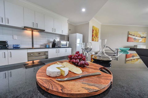 Argus Apartments Darwin - Whitsundays Accommodation 15