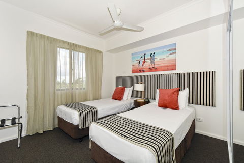 Metro Advance Apartments & Hotel - Whitsundays Accommodation 9
