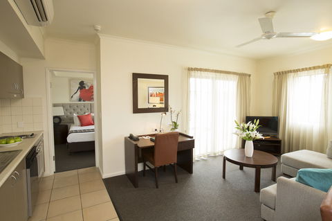 Metro Advance Apartments & Hotel - Whitsundays Accommodation 11