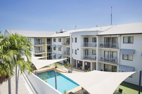 Metro Advance Apartments & Hotel - Whitsundays Accommodation 14