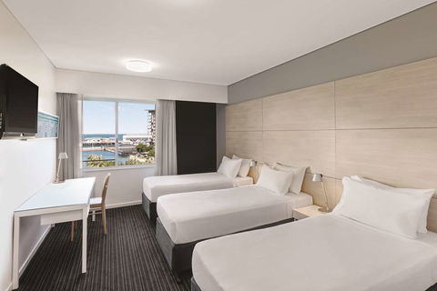 Vibe Hotel Darwin Waterfront - Whitsundays Accommodation 6