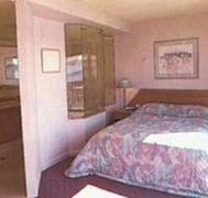 Esplanade Motor Inn - Whitsundays Accommodation