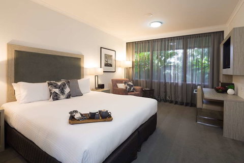 H on Smith Hotel - Whitsundays Accommodation 4