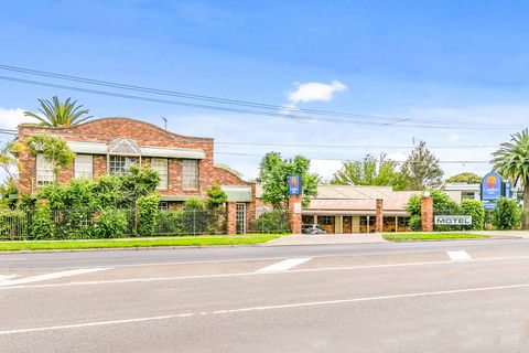 Comfort Inn Greenborough - Whitsundays Accommodation 1