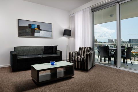 Direct Hotels - Kensington At Central - Whitsundays Accommodation 0