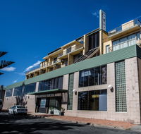 Alloggio Newcastle Beach Hotel - Whitsundays Accommodation