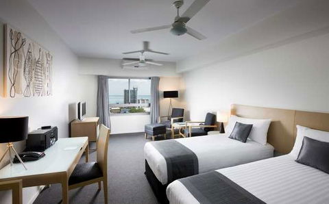 Mantra Pandanas - Whitsundays Accommodation 1