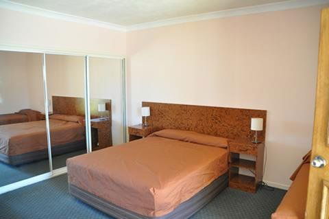 Townview Motel - Whitsundays Accommodation 1