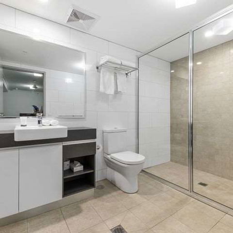 H On Mitchell Apartment Hotel - Whitsundays Accommodation 2