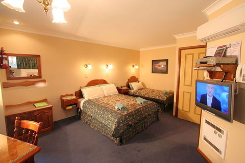Swansea Cottages - Whitsundays Accommodation 2
