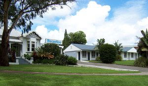 Colonial Court Motor Inn - Whitsundays Accommodation 0