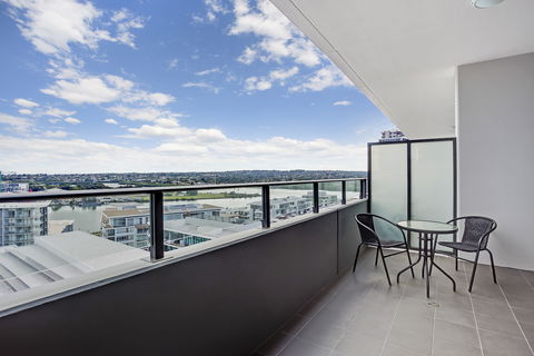 Astra Apartments Rhodes - Whitsundays Accommodation 0