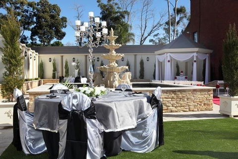 Country Comfort Hunts Liverpool - Whitsundays Accommodation 0