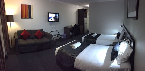 Country Comfort Hunts Liverpool - Whitsundays Accommodation 1