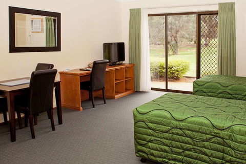 Comfort Inn & Suites Riverland - Whitsundays Accommodation 2