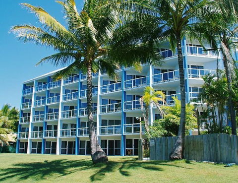 Hotel Ocean International - Whitsundays Accommodation 0
