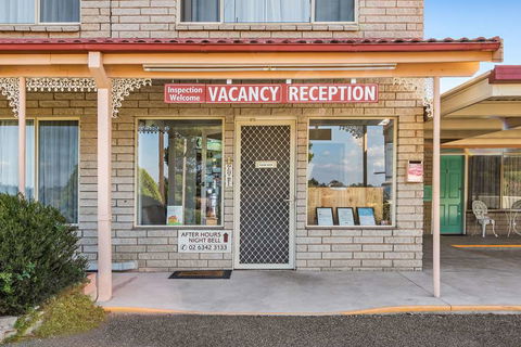 Econo Lodge Alabaster - Whitsundays Accommodation 1