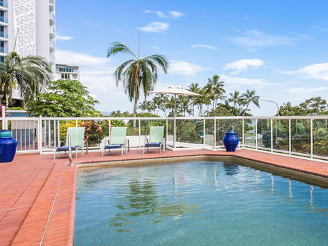 BreakFree Royal Harbour Hotel - Whitsundays Accommodation 2