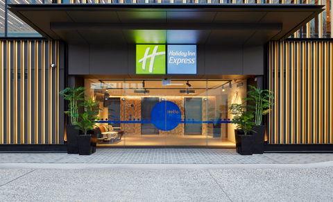 Holiday Inn Express Sydney Airport - Whitsundays Accommodation 1