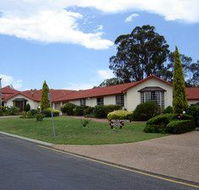 McNevins Warwick Motel - Whitsundays Accommodation