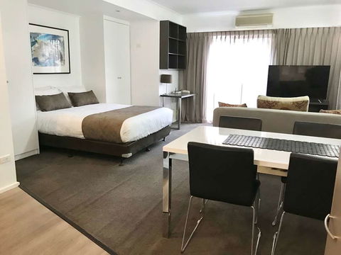 DressCircle Apts - Archer St - Whitsundays Accommodation 2