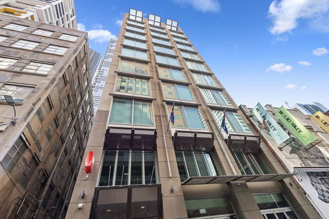 YEHS Hotel Melbourne CBD - Whitsundays Accommodation 2