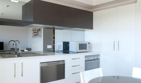 Abode Tuggeranong - Whitsundays Accommodation 1