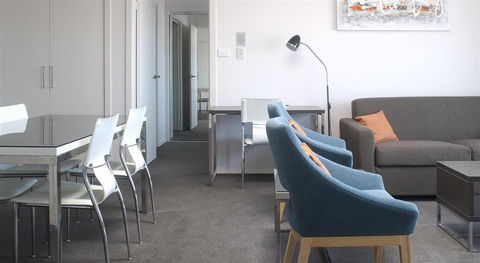 Abode Tuggeranong - Whitsundays Accommodation 2