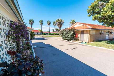 Hospitality Carnarvon, SureStay By BW - Whitsundays Accommodation 2