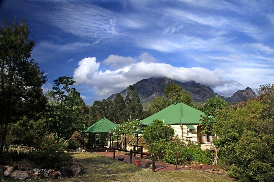 Yangan QLD Whitsundays Accommodation