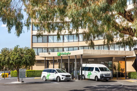 Holiday Inn Melbourne Airport - Whitsundays Accommodation 2