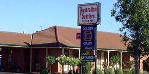 Australian Settlers Motor Inn - Whitsundays Accommodation 0