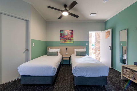 Nightcap At Waterfront Hotel - Whitsundays Accommodation 2