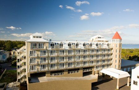Deep Blue Hotel & Hot Springs - Whitsundays Accommodation 0