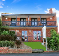 Tudor Motor Inn - Whitsundays Accommodation