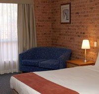 Akuna Motor Inn - Whitsundays Accommodation