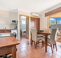 The Georgian Motor Lodge - Whitsundays Accommodation