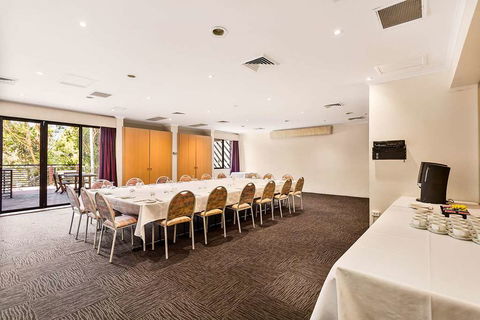 Quality Hotel Manor - Whitsundays Accommodation 10