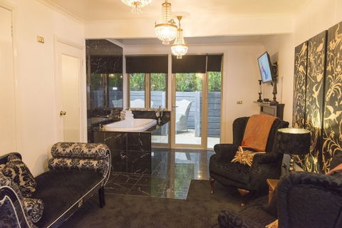Adeline Bed & Breakfast - Whitsundays Accommodation 7