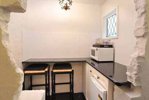 Adeline Bed & Breakfast - Whitsundays Accommodation 12
