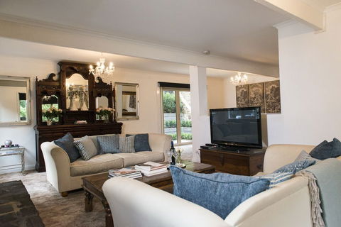 Adeline Bed & Breakfast - Whitsundays Accommodation 14