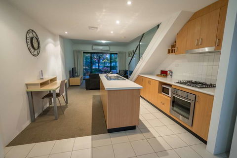 Perth Ascot Central Apartment Hotel - Whitsundays Accommodation 10