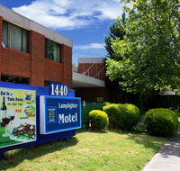 Lamplighter Motel - Whitsundays Accommodation