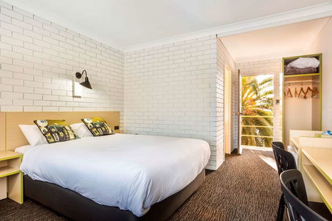 Boomerang Hotel - Whitsundays Accommodation 5