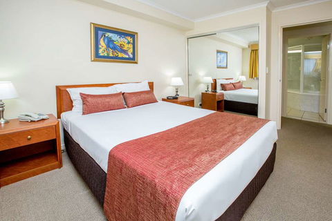 Springwood Tower Apartment Hotel - Whitsundays Accommodation 7